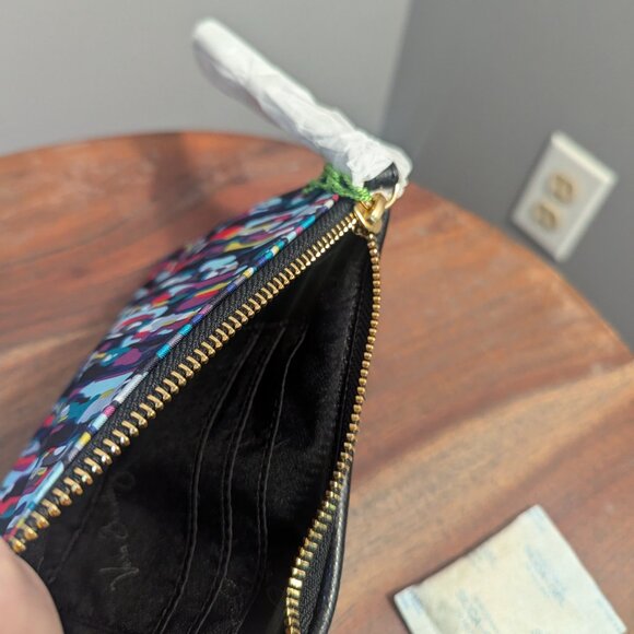 Vera Bradley Envelope Wristlet - Picture 3 of 7